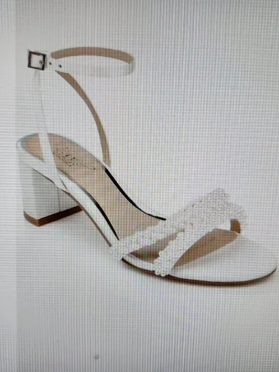 Jewel By Badgley Mischka "Ninnette" Ivory Satin Pearl Sandals. NIB. Size 6 - Picture 9 of 10